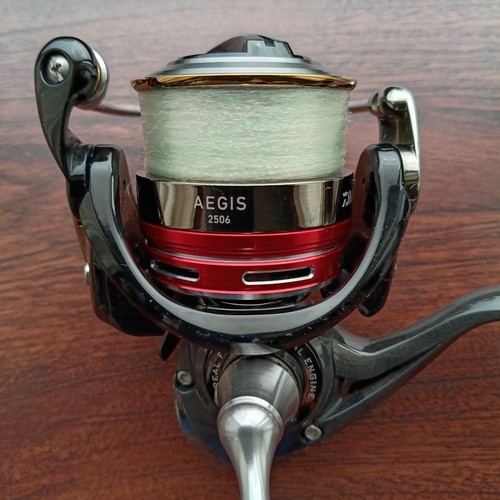 Daiwa 2506 spinning reel - daiwa,