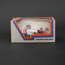 YAXON - Mc Laren M26 (avec boite), Réf : 0703