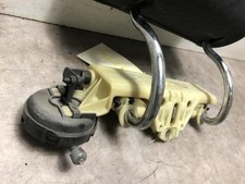 Appui tete arriere central