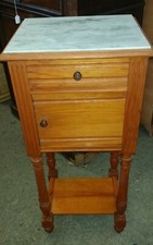 Ancien petit meuble Chevet 41 x 33,5 cm par 90 cm de haut