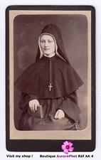RELIGIEUSE, SOEUR, NONNE EN POSE, RELIGION, CDV WILLÈME à SEDAN -AA4