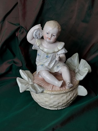 Ancien bebe cherubins formant - ancien,