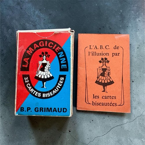 Jeu cartes biseautées la - jeu,