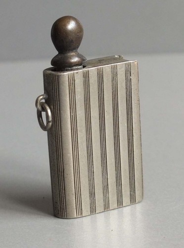 Ancien briquet pyrogene - briquet,
