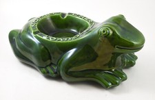 L’Héritier-Guyot Dijon /  Grande grenouille publicitaire en céramique