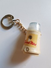 PORTE CLE  FIGURINE VINTAGE PUB PORTE CLE CAFE GRAND MERE TRADITION Moulin