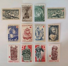 Superbe lot absolument intact de 47 timbres Croix-Rouge Française- 50's aux 80's