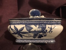 Ancien porte éponge en céramique signé Bordeaux Vieillard modèle Étrusque