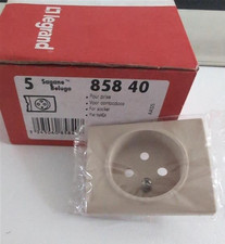 Legrand 85840 Enjoliveur Prise PC 2P+T - Sagane Beluga neuf