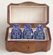 coffret à parfum avec flacons