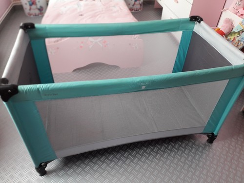 Lit bébé pliant parapluie - /,