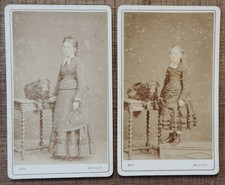 Lot 2 CDV Femme Mère Fillette avec Chien Famille. ROY Neuilly. Photos anciennes 