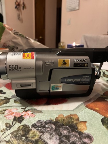 Hi8 sony camcorder - hi8,