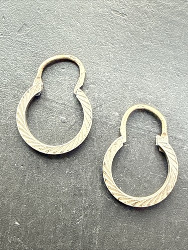 Ancienne paire boucle - de,
