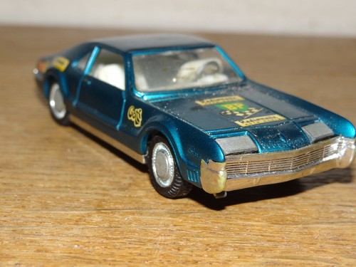 Ancienne oldsmobile tornado - ancienne,