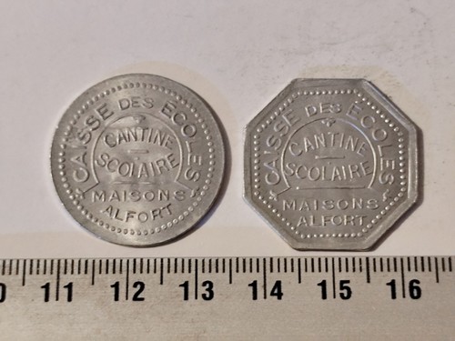 Lot jetons necessite - 2,