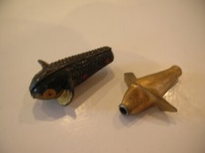 Lot de 2 anciens leurres en