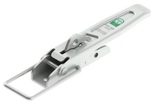 Crochet latéral de remorque