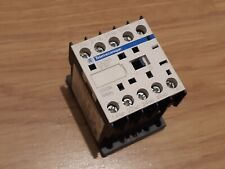 Contacteur auxiliaire télémécanique  CA2KN 31M7  bobine 220 volts