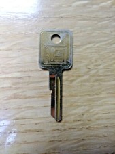Old style GM key B46