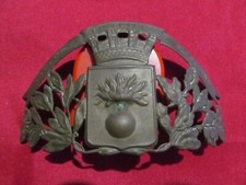 PLAQUE CASQUE POMPIER DE SERRIGNY DANS L YONNE