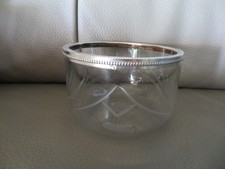 petite coupe en cristal gravé et cerclage argent orfèvre A ?