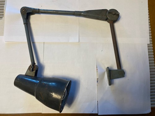 Lampe ancienne atelier 3 - lampe,