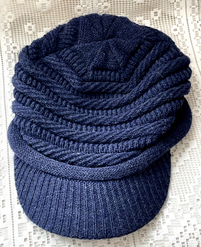 Très beau chapeau casquette - très,