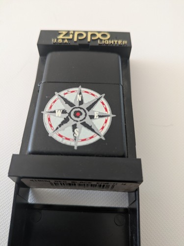 Zippo black mate boussole - mate,