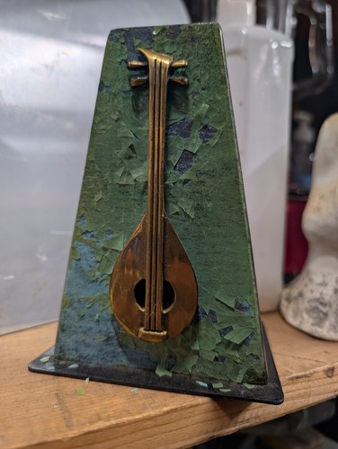 Musical instrument metronome