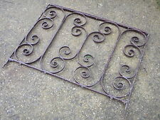 99,5 X 70 cm - Arcien devant de grille de balcon en fer forgé 