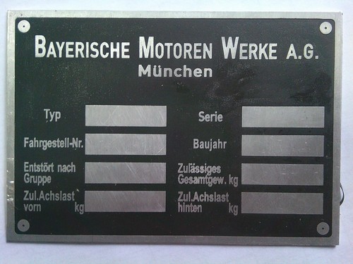 Plaque identification bmw - plaque,
