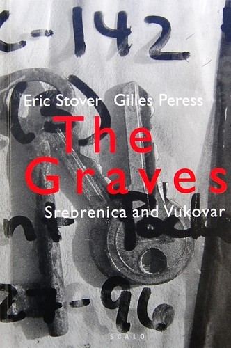Gilles peress the graves - ,