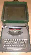Ancienne Machine à écrire portative JAPY années 60 valise de transport en bois
