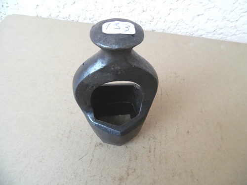 Old tool outil - tool, /