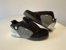 DVS SYNCHRO - NOIR GRIS ET QUADRILLAGE JAUNE - T 42 EUR - NEW