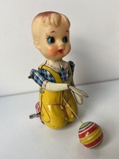 Ancien Jouet Mécanique Automate Tôle Fillette Jouant Au Ballon Années 50 Japan