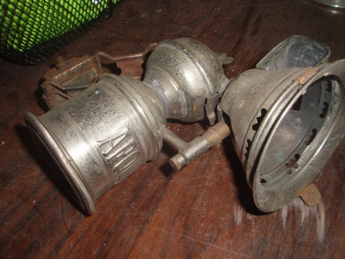 Lanterne acétylène carbide - acétylène,