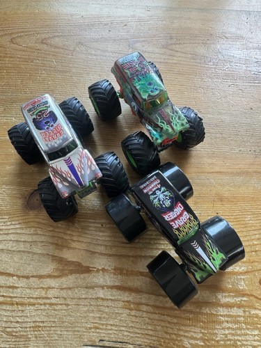 Monster jam hot wheels - monster, jam/hot