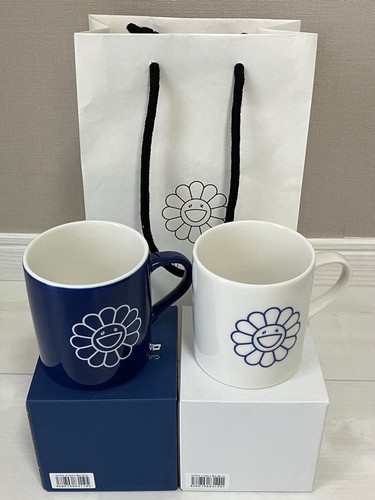 Ensemble tasse - à, fleurs