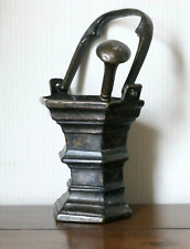 Seau à eau bénite /