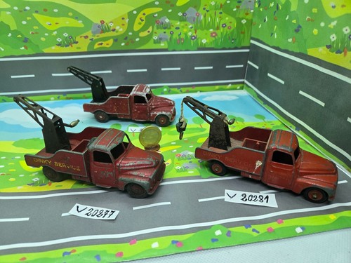 Voiture dinky toys - (411),