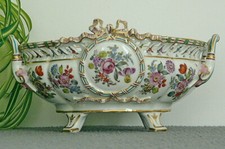 ANCIEN COUPE EN PORCELAINE DE