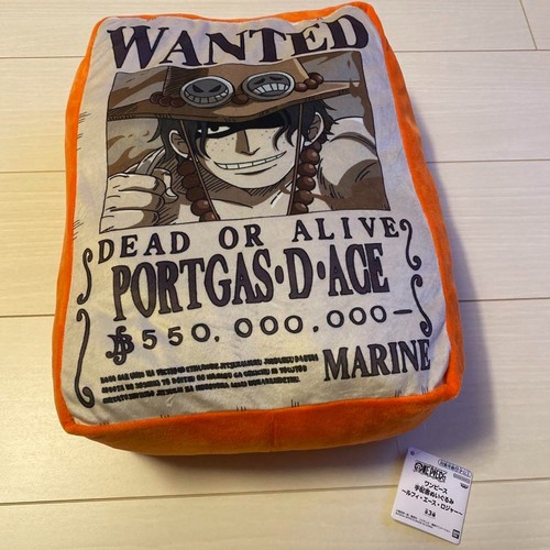 Peluche one piece wanted - one,