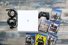Sony PlayStation 4 Pro - 1To -