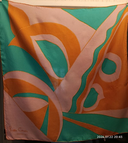 Foulard pierre cardin - pierre, jeunesse