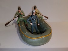 STARLUX militaire commando (ref 5352) canot pneumatique et 3 figurines