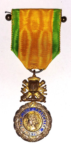 Médaille décoration - ou,