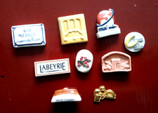 Fèves personnalisées diverses dont 1 NEX (voir photos)