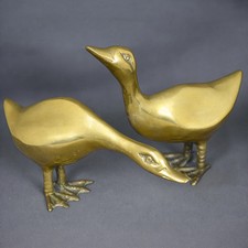 Ensemble de figurines oies en